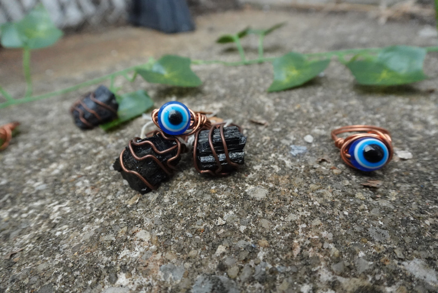 All Eyes On Me Copper Wired Ring