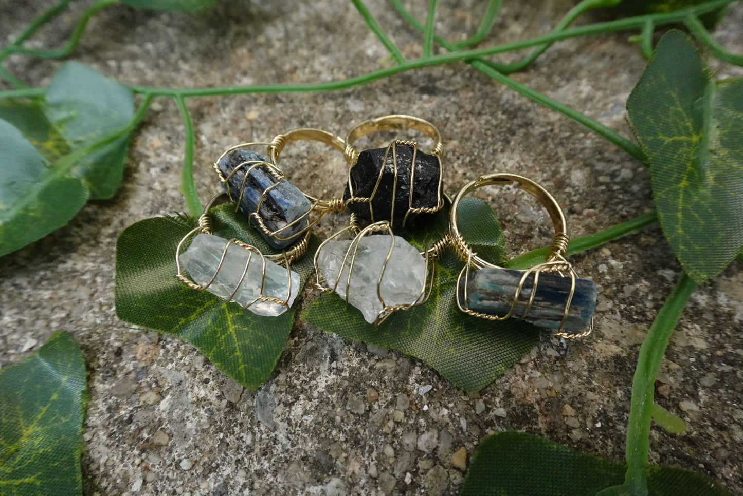 Gem Quartz Adjustable Rings